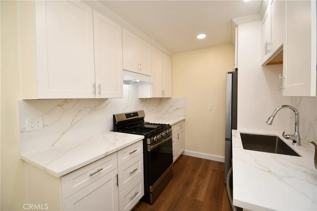 15419 Cimarron Avenue, Gardena, California 90249 home-pic-7