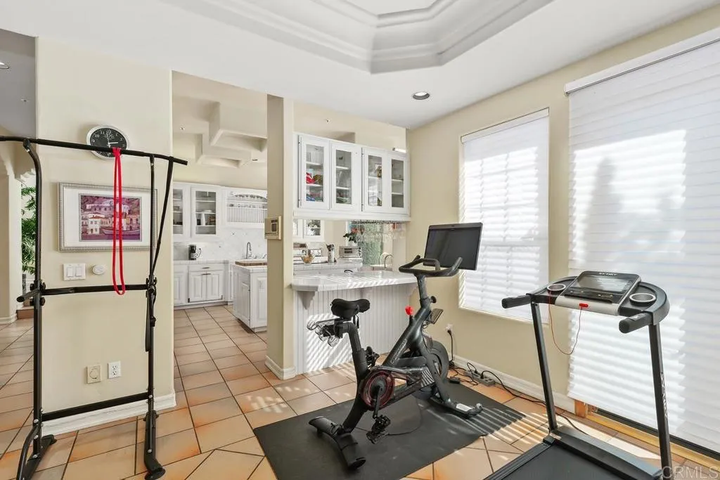 3068 Southwind Lane, Vista, California 92084 home-pic-11