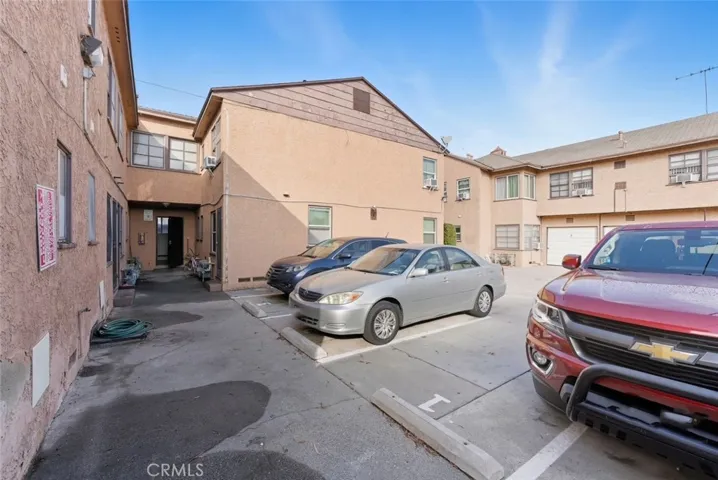 520 S Pacific Avenue, Glendale, California 91204