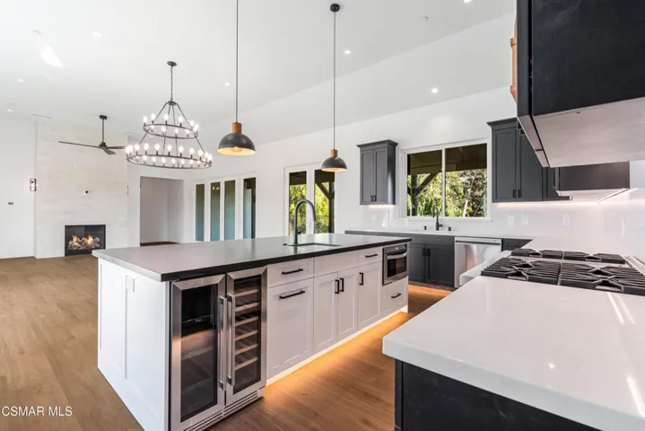 1140 El Monte Drive-12