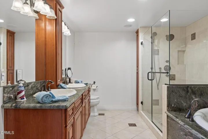 Primary bath