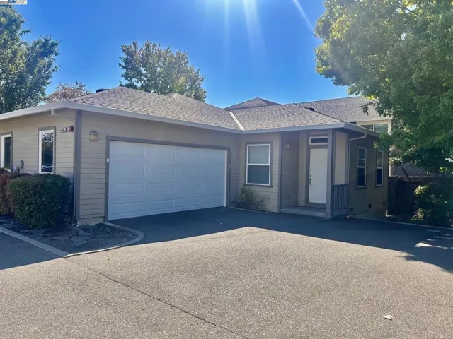 426 Piper St, Healdsburg, California 95448