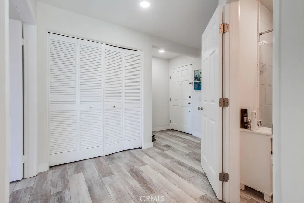 503 N Tremont C, Oceanside, California 92054 home-pic-17
