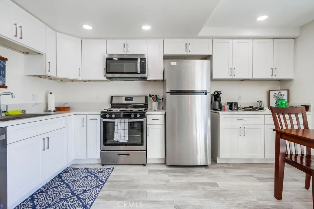 503 N Tremont C, Oceanside, California 92054 home-pic-11