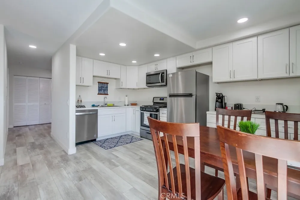 503 N Tremont C, Oceanside, California 92054 home-pic-6
