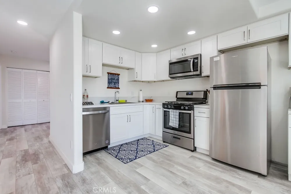 503 N Tremont C, Oceanside, California 92054 home-pic-10