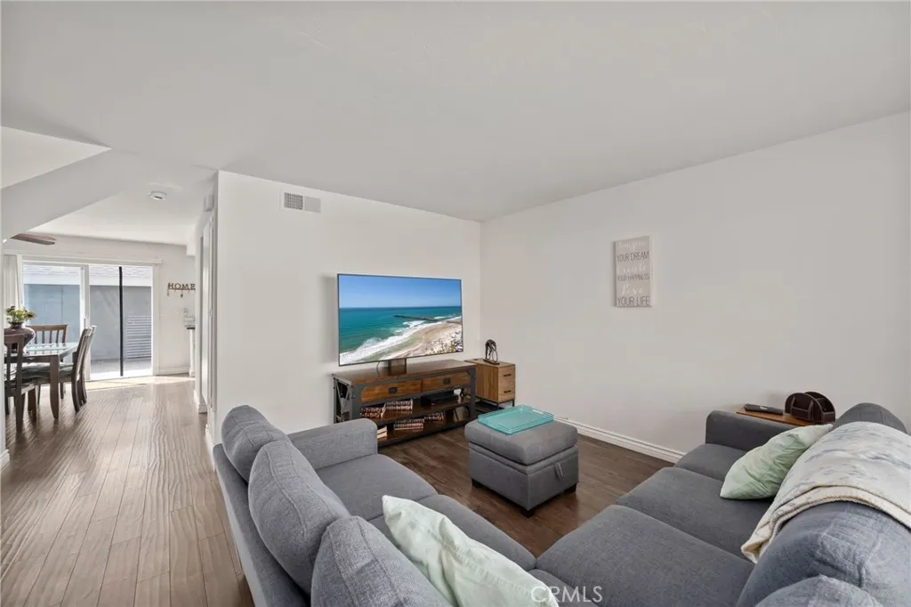 414 Woodpark Way, Oceanside, California 92058 home-pic-1