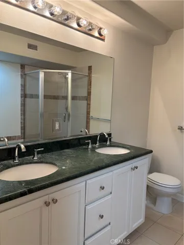 10207 Mountair Avenue 105, Tujunga, California 91042
