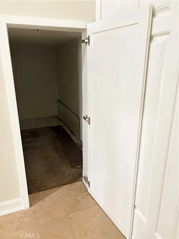 10207 Mountair Avenue 105, Tujunga, California 91042
