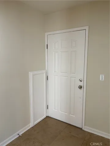 10207 Mountair Avenue 105, Tujunga, California 91042