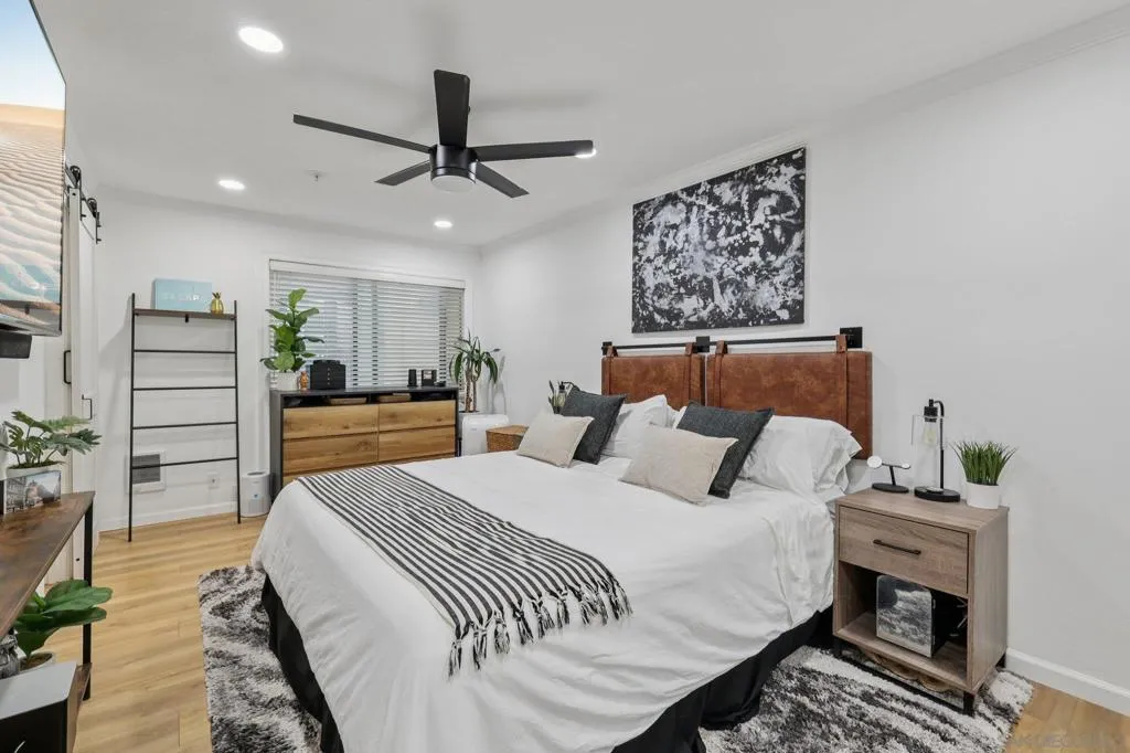 1235 Parker Pl 2b, San Diego, California 92109 home-pic-25