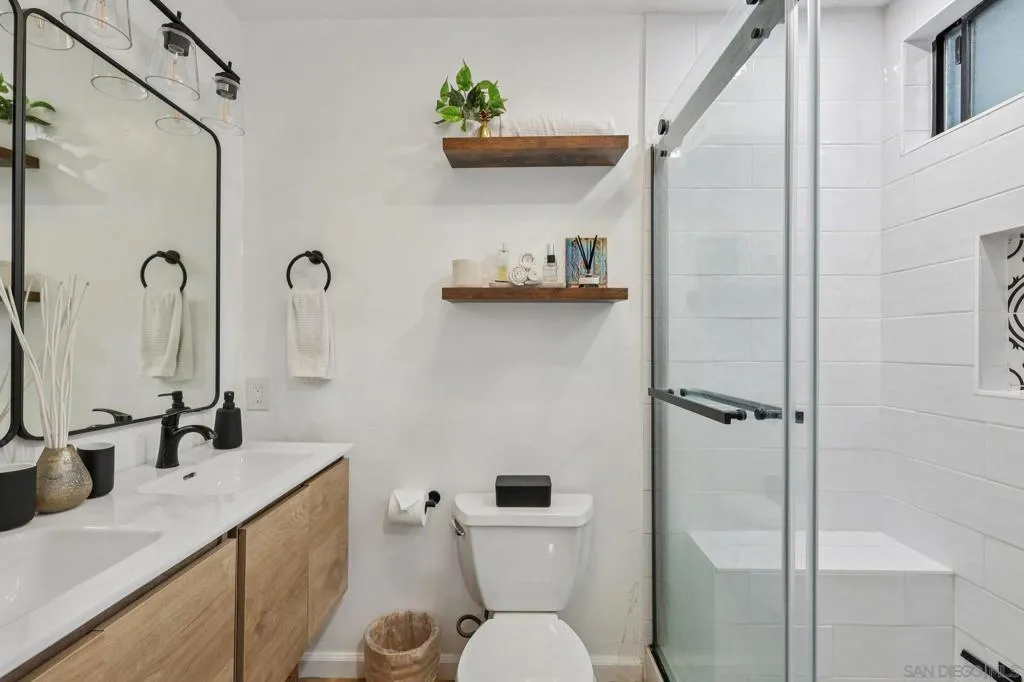 1235 Parker Pl 2b, San Diego, California 92109 home-pic-31