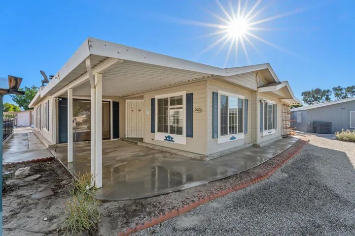 7_11934442_184416_184416-EI-107