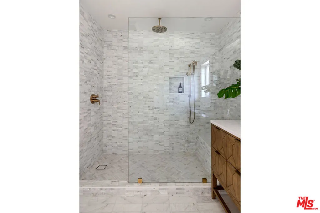 957 Manzanita Street, Los Angeles, California 90029 home-pic-18