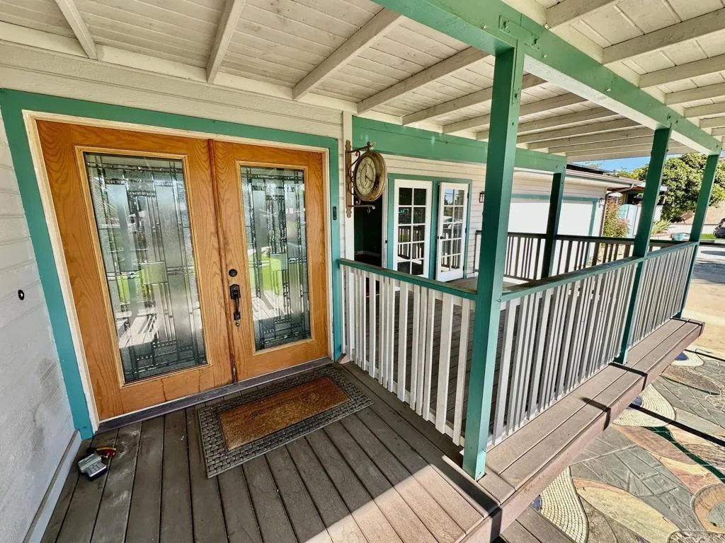 880 Crest View Rd, Vista, California 92081 home-pic-48