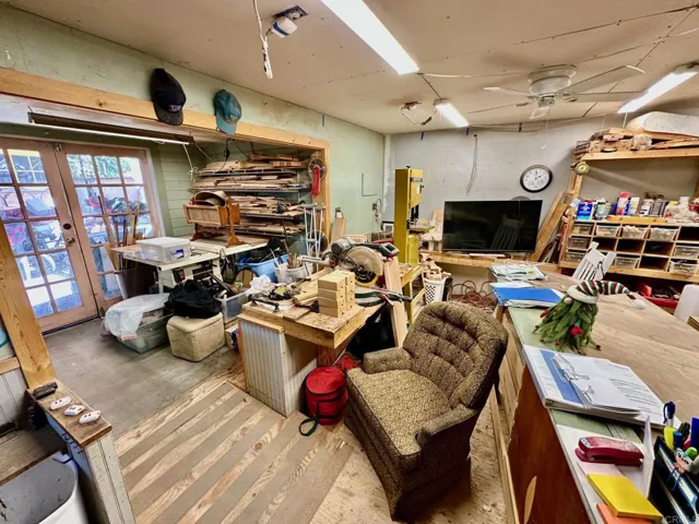 Wood Shop/Garage