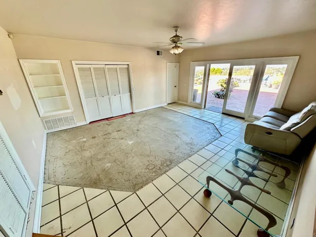 880 Crest View Rd, Vista, California 92081