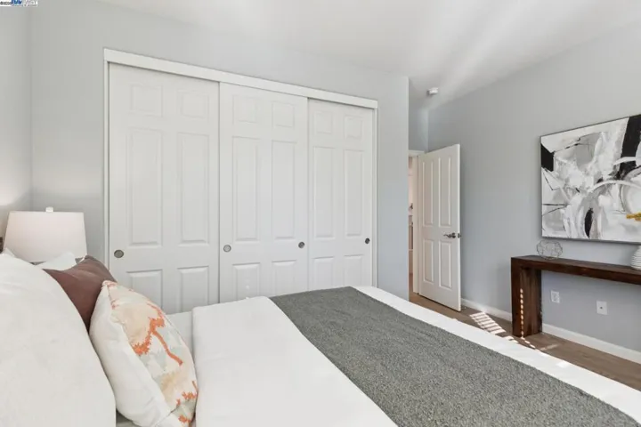 5 Cornelius Sq, Alameda, California 94501