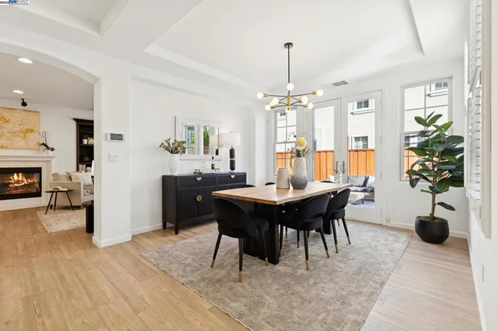 5 Cornelius Sq, Alameda, California 94501