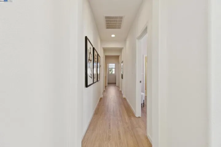 5 Cornelius Sq, Alameda, California 94501