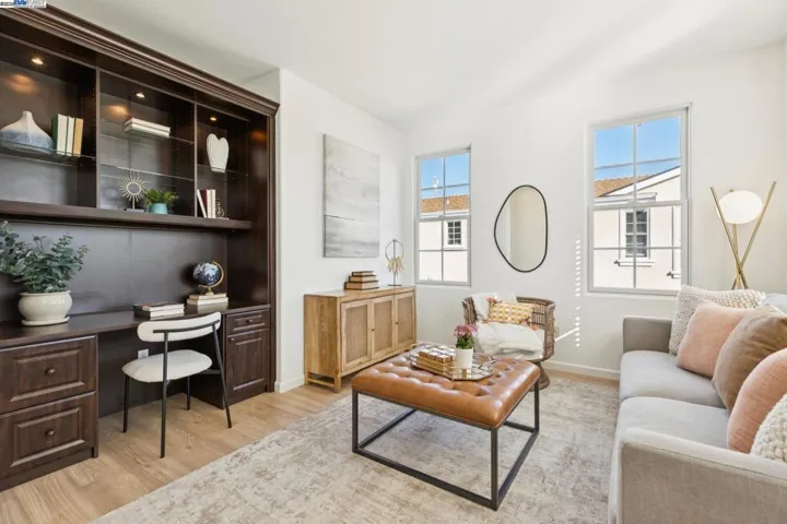 5 Cornelius Sq, Alameda, California 94501