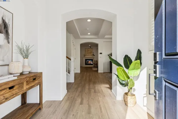 5 Cornelius Sq, Alameda, California 94501
