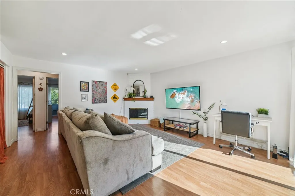1001 W Stevens 318, Santa Ana, California 92707 home-pic-1