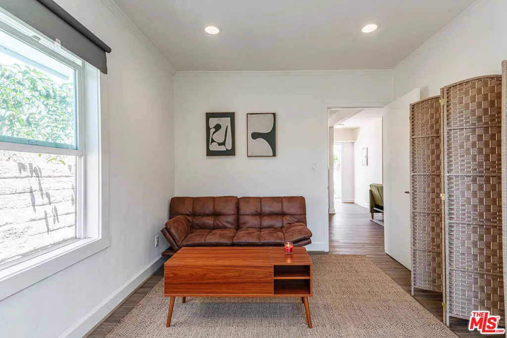 4307 Burns Avenue, Los Angeles, California 90029 home-pic-17