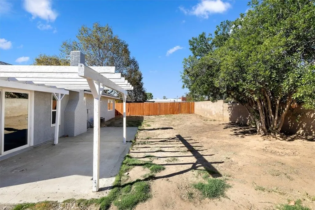 25140 Bay, Moreno Valley, California 92553 home-pic-33