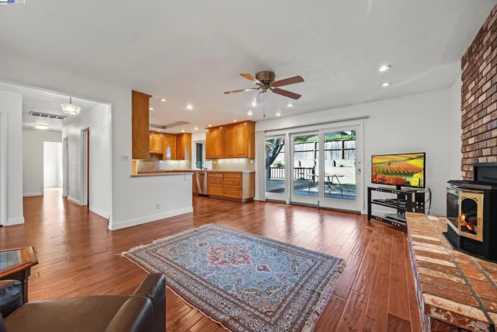 5731 San Juan Way, Pleasanton, California 94566