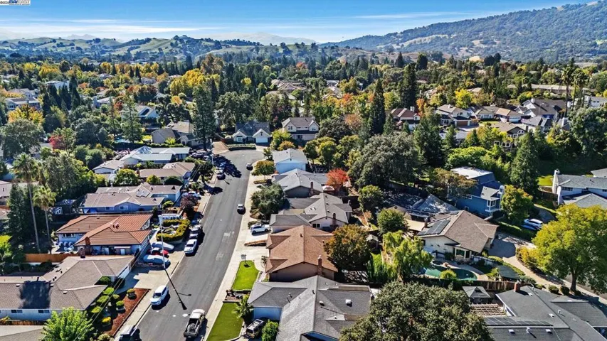 5731 San Juan Way, Pleasanton, California 94566