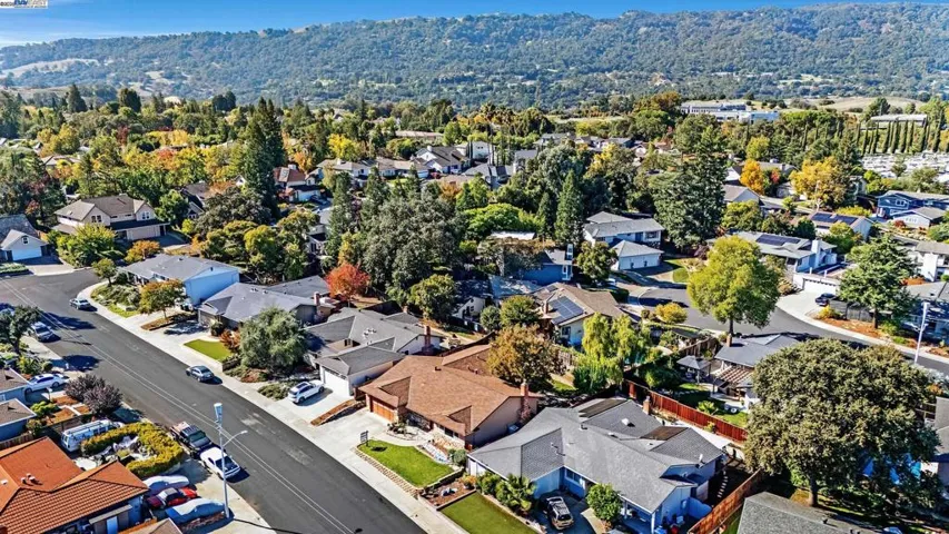 5731 San Juan Way, Pleasanton, California 94566