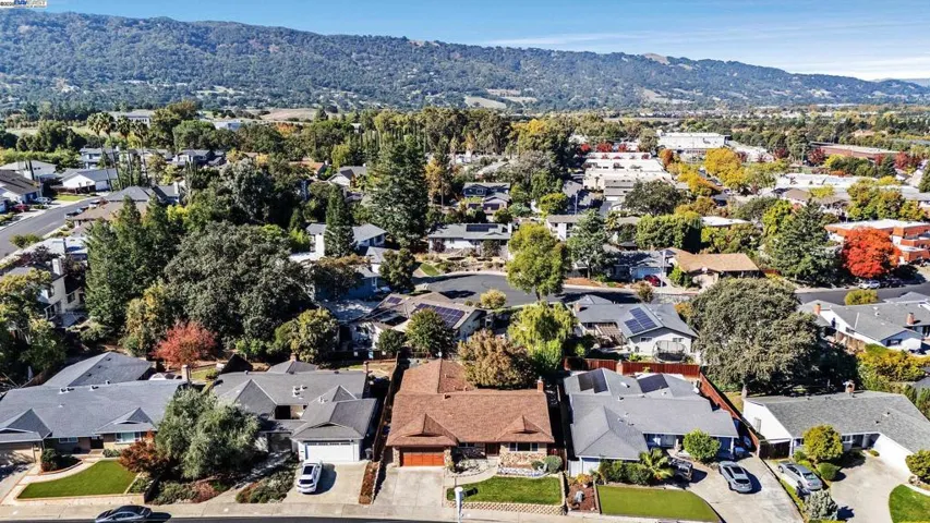5731 San Juan Way, Pleasanton, California 94566