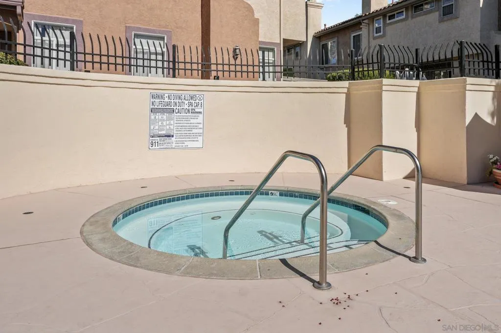 11378 Via Rancho San Diego C, El Cajon, California 92019 home-pic-27