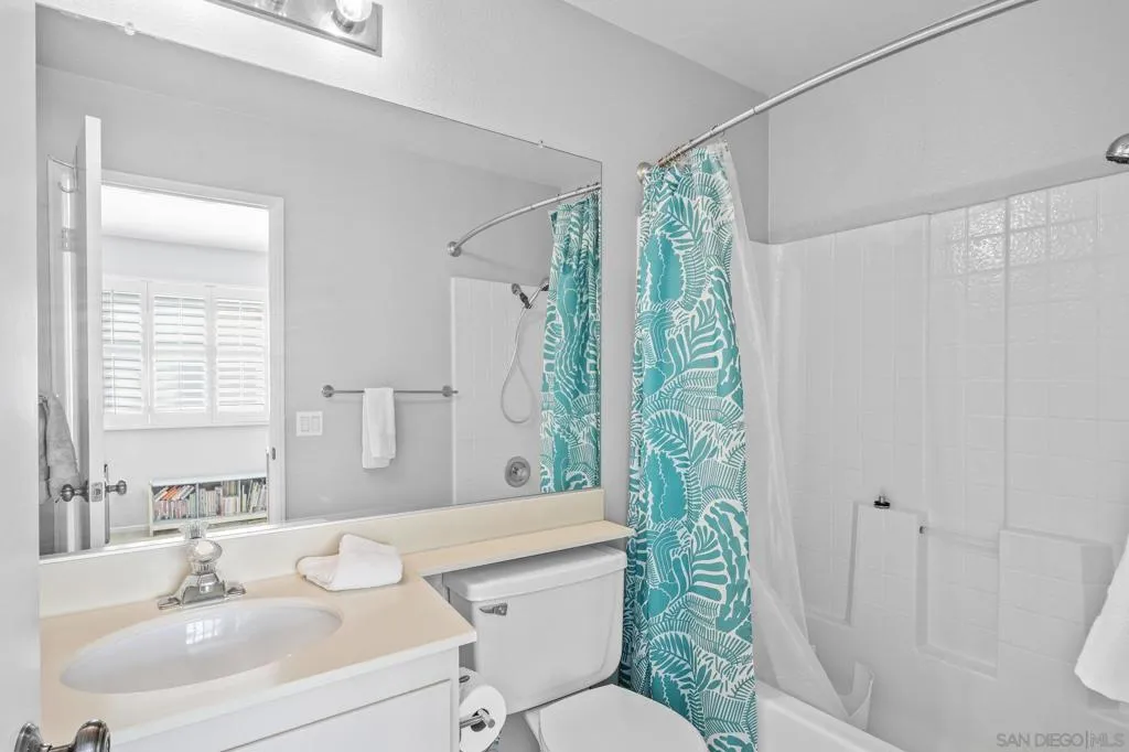 11378 Via Rancho San Diego C, El Cajon, California 92019 home-pic-21