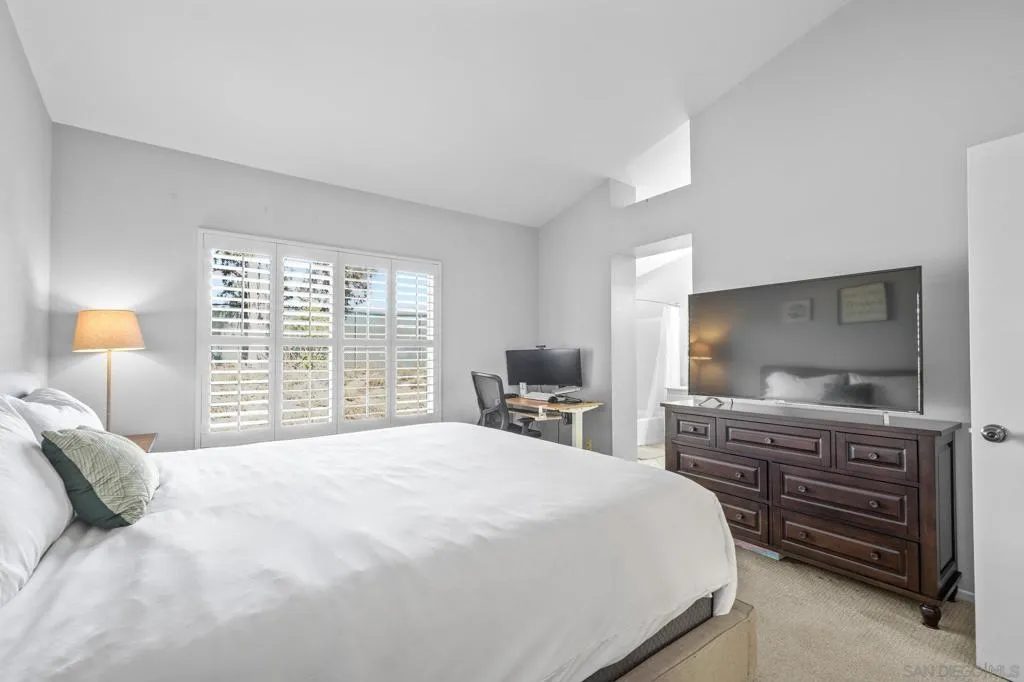 11378 Via Rancho San Diego C, El Cajon, California 92019 home-pic-13