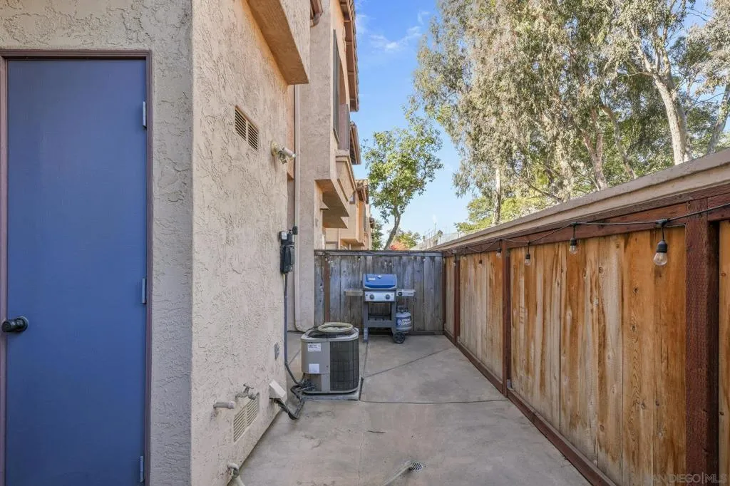 11378 Via Rancho San Diego C, El Cajon, California 92019 home-pic-23
