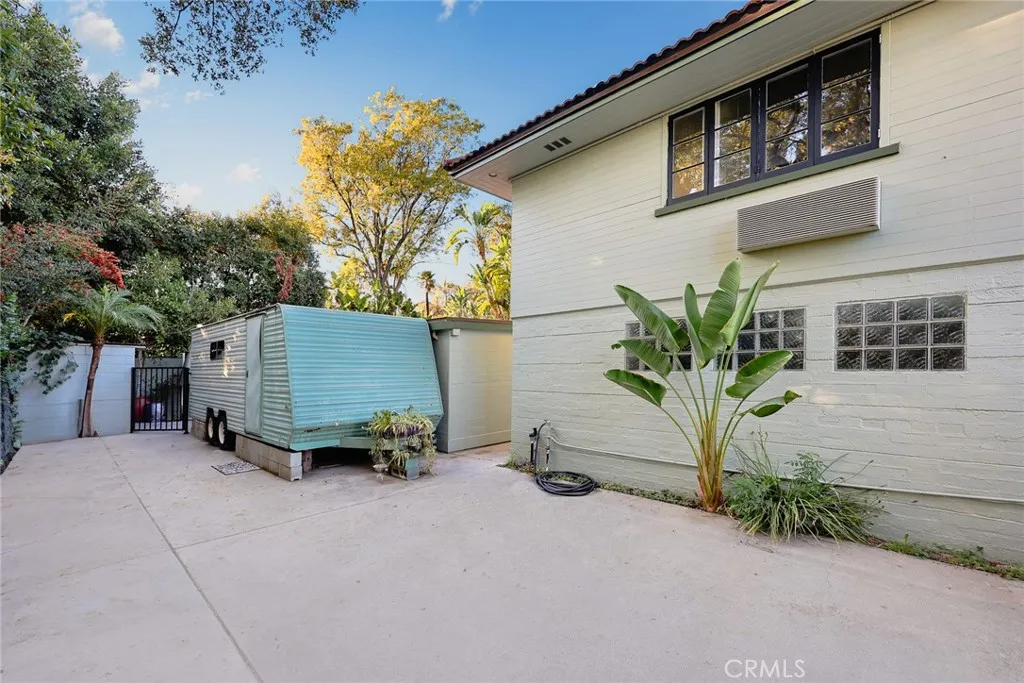 459 N Barranca Ave, Glendora, California 91741 home-pic-48