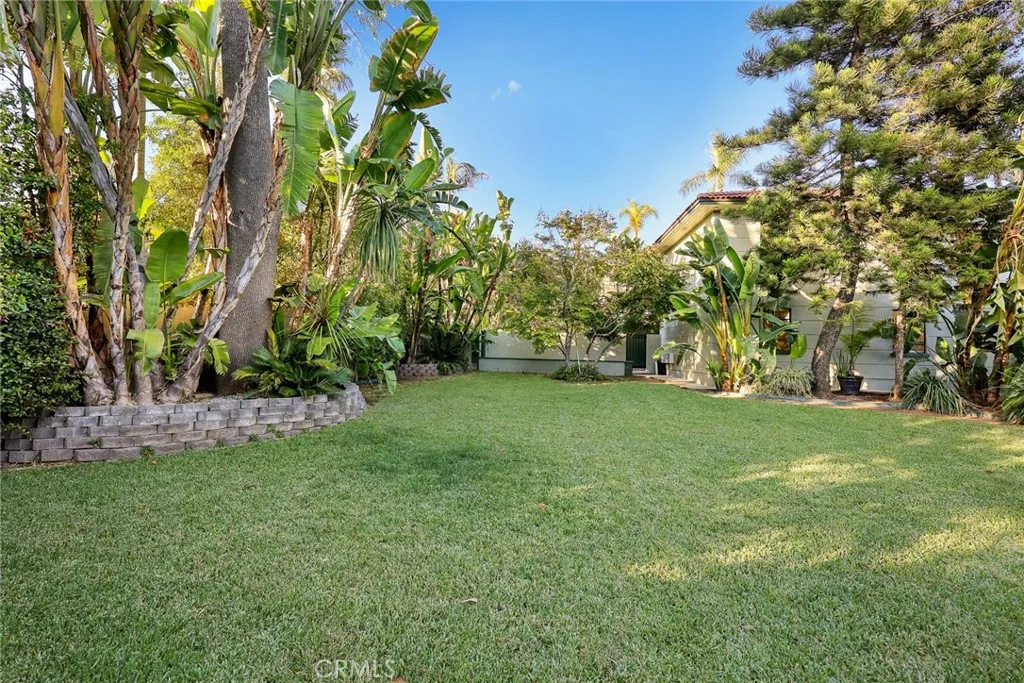 459 N Barranca Ave, Glendora, California 91741 home-pic-41