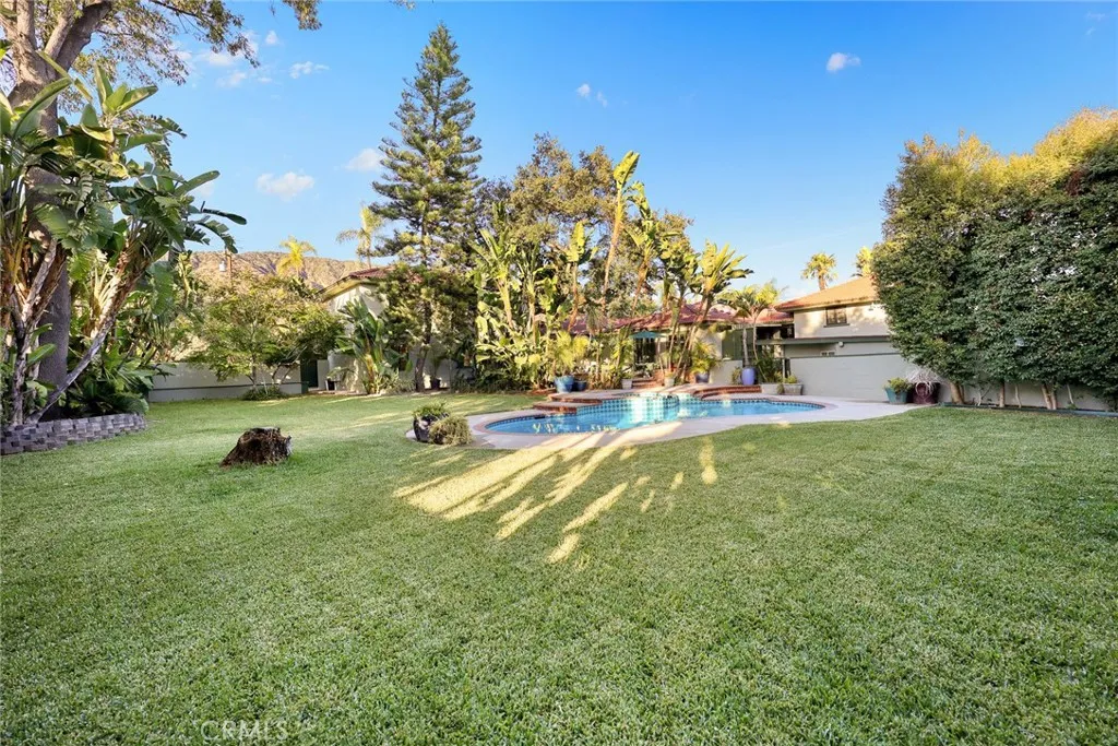 459 N Barranca Ave, Glendora, California 91741 home-pic-40