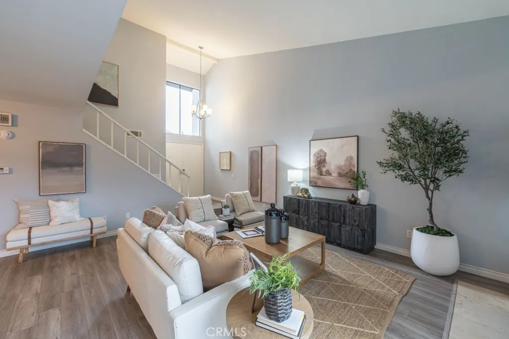 5002 E Atherton, Long Beach, California 90815 home-pic-3