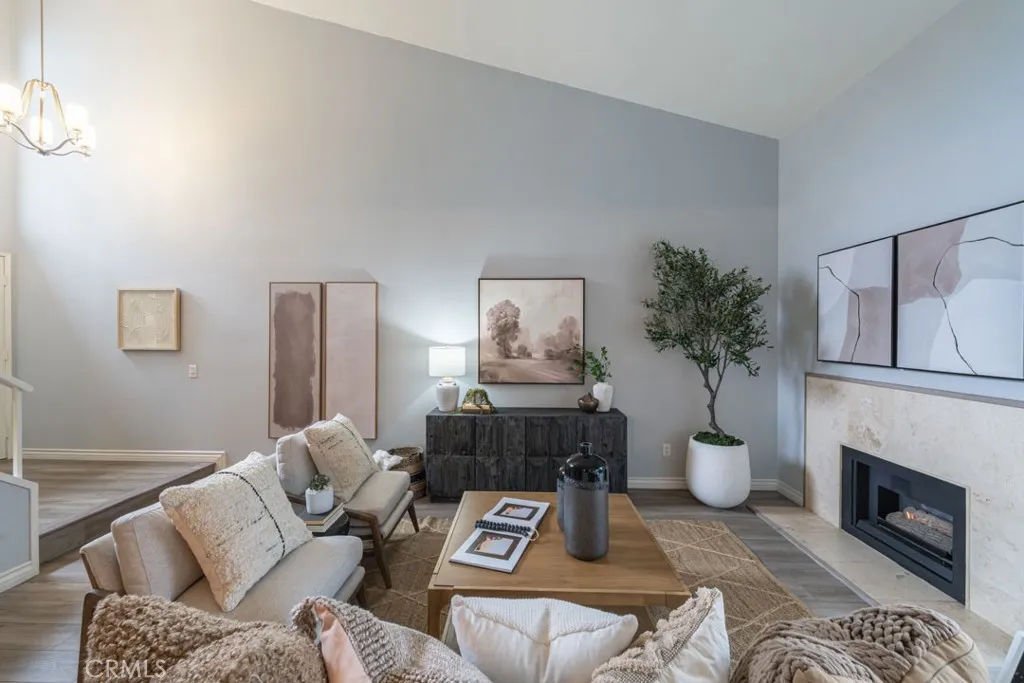5002 E Atherton, Long Beach, California 90815 home-pic-2