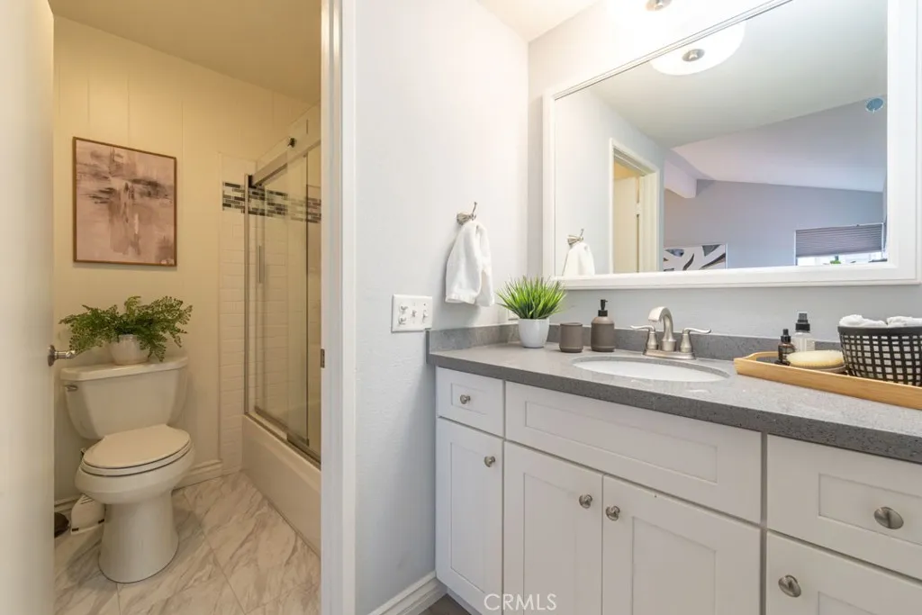 5002 E Atherton, Long Beach, California 90815 home-pic-25