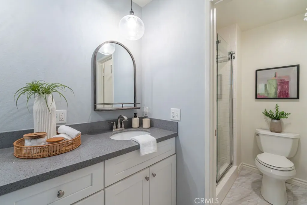 5002 E Atherton, Long Beach, California 90815 home-pic-36