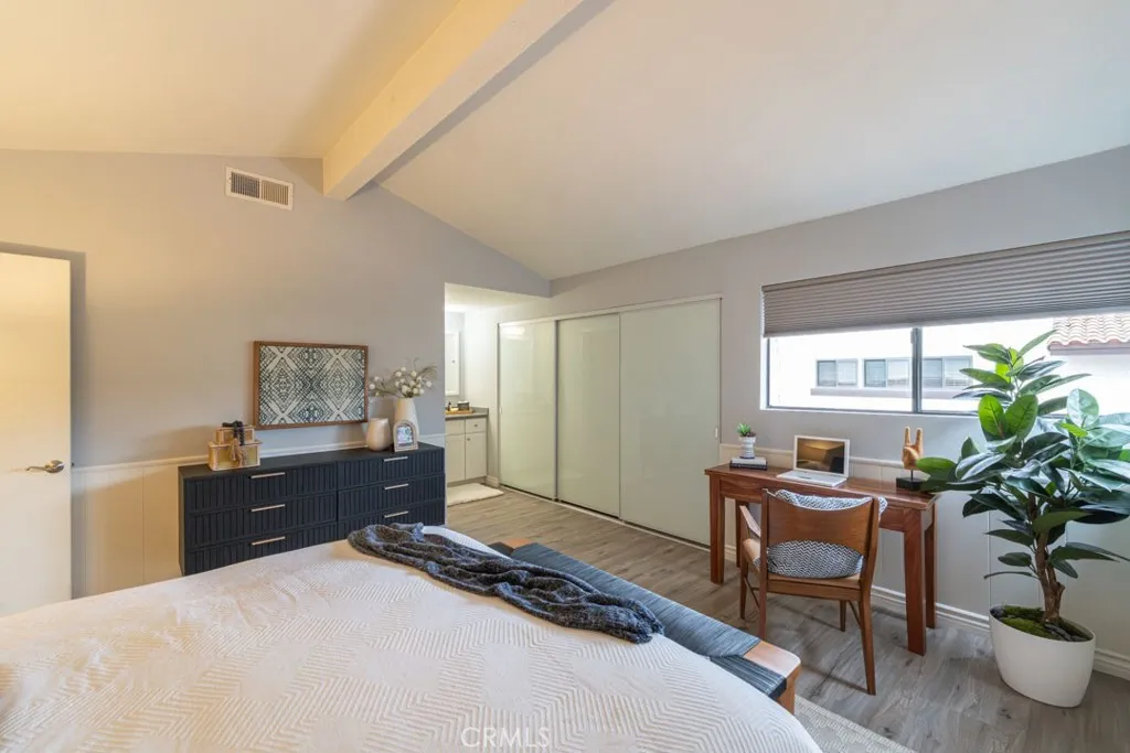 5002 E Atherton, Long Beach, California 90815 home-pic-24