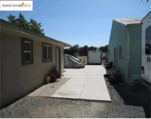 View of side of home