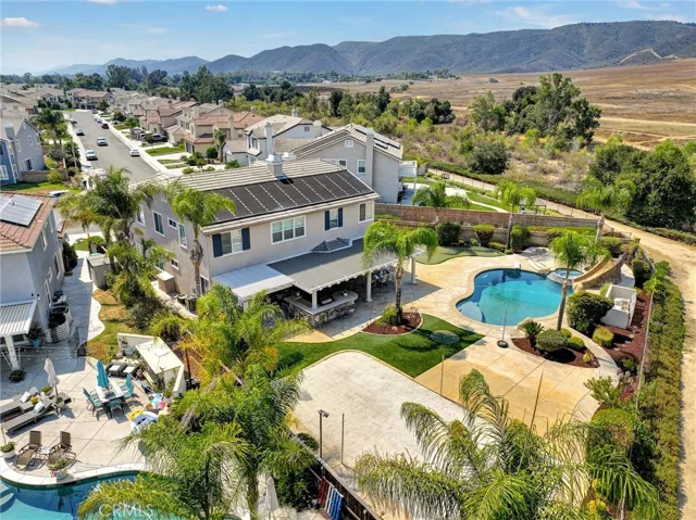 42587 Sherry, Murrieta, California 92562