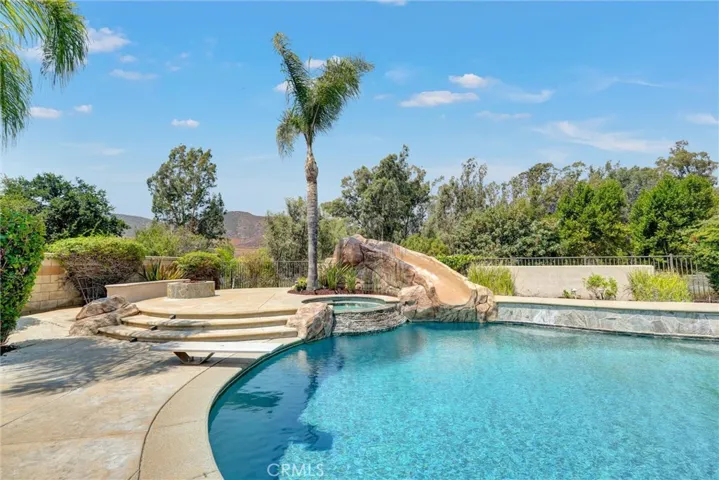 42587 Sherry, Murrieta, California 92562