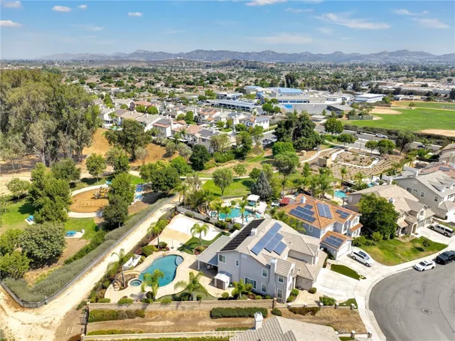 42587 Sherry, Murrieta, California 92562
