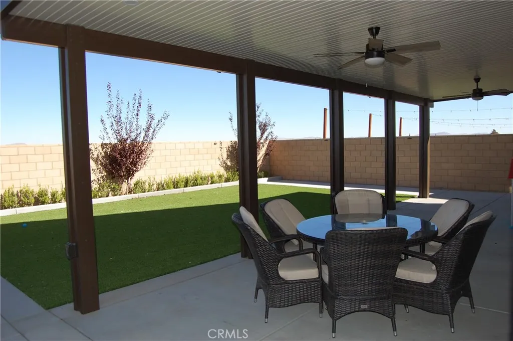 14196 Hercules, Hesperia, California 92345 home-pic-23